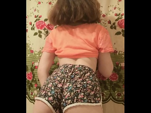 ❤️ 性感的年輕寶貝在相機上脫掉她的短褲 ❤ 肛色情 在 zh-tw.dreamlandpassionjourney.ru ❌❤